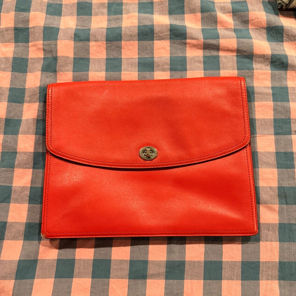 NWOT COACH Shamrock Leather Turnlock Red Large Clutch Bag